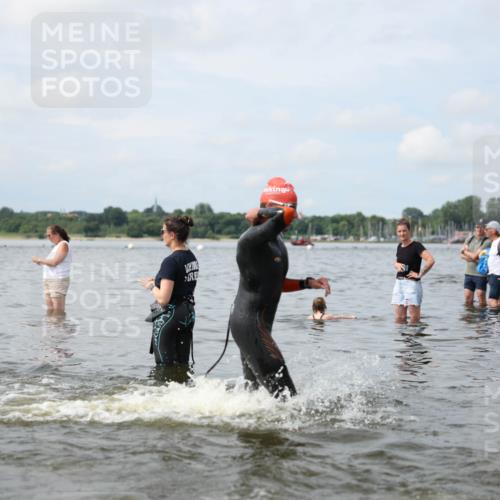 21.06.2026 - Viking Triathlon Michael Strokosch http://msf.ph/oto/9822524 21.06.2026 10:32:55 Schwimmen 114, 126, 269, 383, 625, 644 meine-sportfotos.de