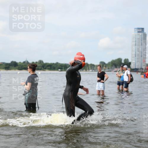21.06.2026 - Viking Triathlon Michael Strokosch http://msf.ph/oto/9822525 21.06.2026 10:32:55 Schwimmen 114, 126, 269, 383, 625, 644 meine-sportfotos.de