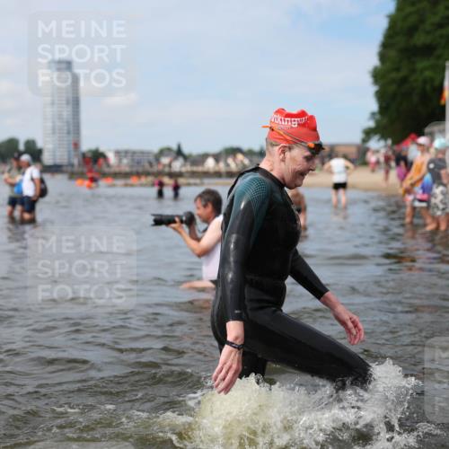 21.06.2026 - Viking Triathlon Michael Strokosch http://msf.ph/oto/9822556 21.06.2026 10:33:12 Schwimmen 109, 238, 383, 579, 625 meine-sportfotos.de
