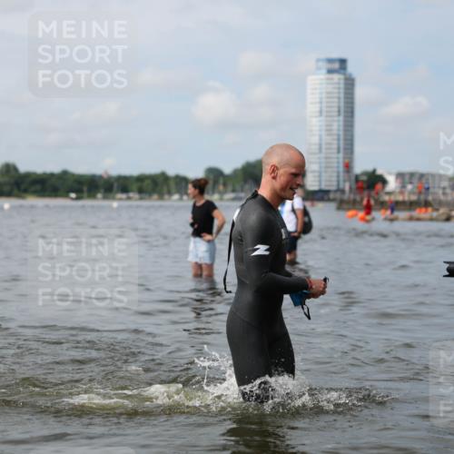21.06.2026 - Viking Triathlon Michael Strokosch http://msf.ph/oto/9822587 21.06.2026 10:33:29 Schwimmen 62, 180, 392, 446, 537 meine-sportfotos.de