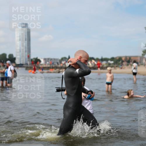 21.06.2026 - Viking Triathlon Michael Strokosch http://msf.ph/oto/9822591 21.06.2026 10:33:30 Schwimmen 62, 180, 392, 446, 537 meine-sportfotos.de