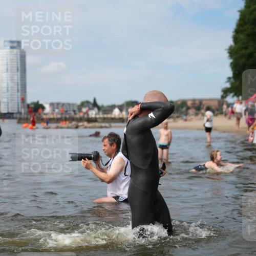 21.06.2026 - Viking Triathlon Michael Strokosch http://msf.ph/oto/9822592 21.06.2026 10:33:30 Schwimmen 62, 180, 392, 446, 537 meine-sportfotos.de