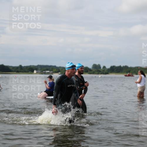 21.06.2026 - Viking Triathlon Michael Strokosch http://msf.ph/oto/9822595 21.06.2026 10:33:36 Schwimmen 28, 62, 180, 249, 392, 410, 446, 524, 537 meine-sportfotos.de