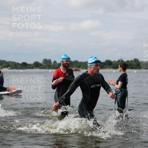 21.06.2026 - Viking Triathlon Michael Strokosch http://msf.ph/oto/9822601 21.06.2026 10:33:37 Schwimmen 28, 62, 180, 249, 265, 392, 410, 446, 524, 537 meine-sportfotos.de