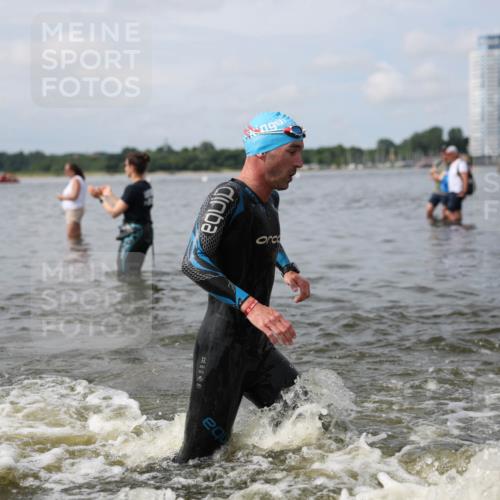21.06.2026 - Viking Triathlon Michael Strokosch http://msf.ph/oto/9822615 21.06.2026 10:33:42 Schwimmen 28, 62, 180, 249, 265, 343, 392, 410, 524, 537 meine-sportfotos.de