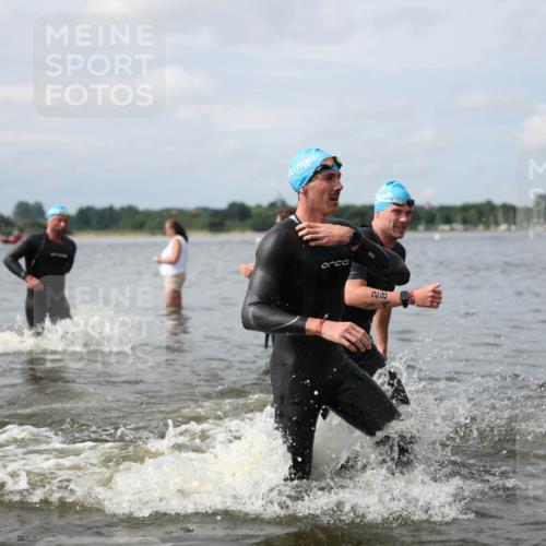 21.06.2026 - Viking Triathlon Michael Strokosch http://msf.ph/oto/9822630 21.06.2026 10:33:51 Schwimmen 28, 102, 154, 221, 249, 265, 343, 410, 432, 524, 537, 660, 664 meine-sportfotos.de