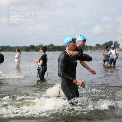 21.06.2026 - Viking Triathlon Michael Strokosch http://msf.ph/oto/9822631 21.06.2026 10:33:51 Schwimmen 28, 102, 154, 221, 249, 265, 343, 410, 432, 524, 537, 660, 664 meine-sportfotos.de