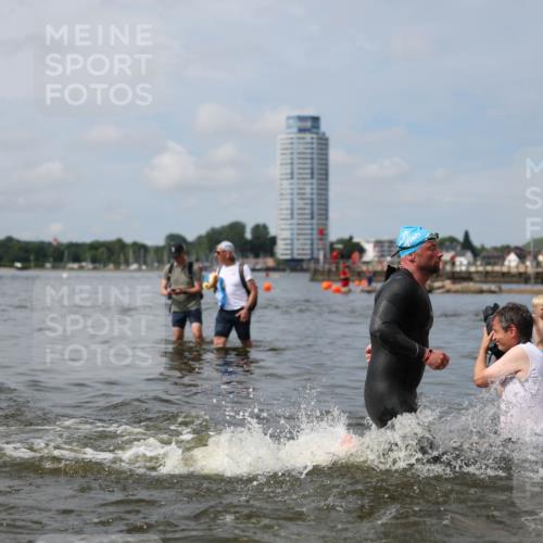 21.06.2026 - Viking Triathlon Michael Strokosch http://msf.ph/oto/9822640 21.06.2026 10:33:54 Schwimmen 28, 102, 154, 221, 249, 265, 343, 410, 432, 462, 524, 660, 664 meine-sportfotos.de