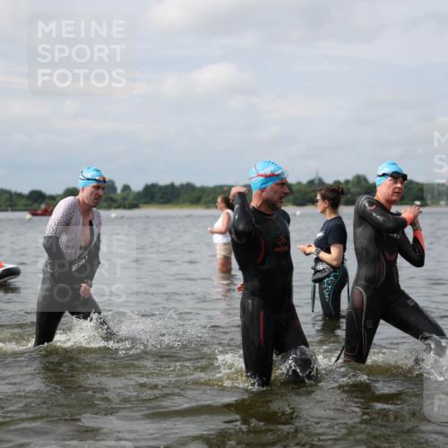 21.06.2026 - Viking Triathlon Michael Strokosch http://msf.ph/oto/9822650 21.06.2026 10:33:58 Schwimmen 28, 47, 102, 154, 221, 265, 343, 432, 462, 524, 627, 660, 664 meine-sportfotos.de