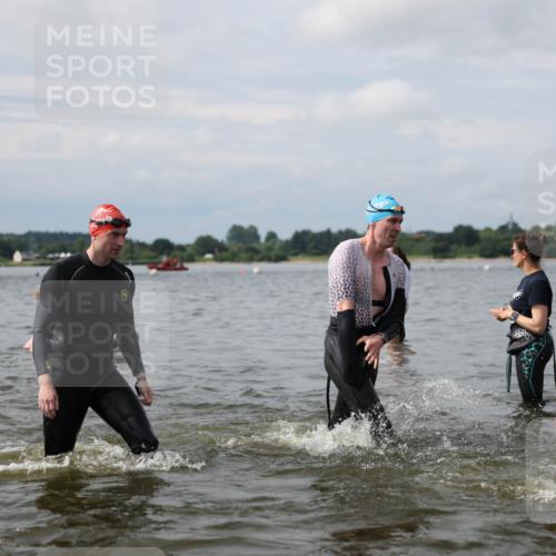 21.06.2026 - Viking Triathlon Michael Strokosch http://msf.ph/oto/9822653 21.06.2026 10:33:59 Schwimmen 28, 47, 102, 154, 221, 265, 343, 432, 462, 524, 627, 660, 664 meine-sportfotos.de