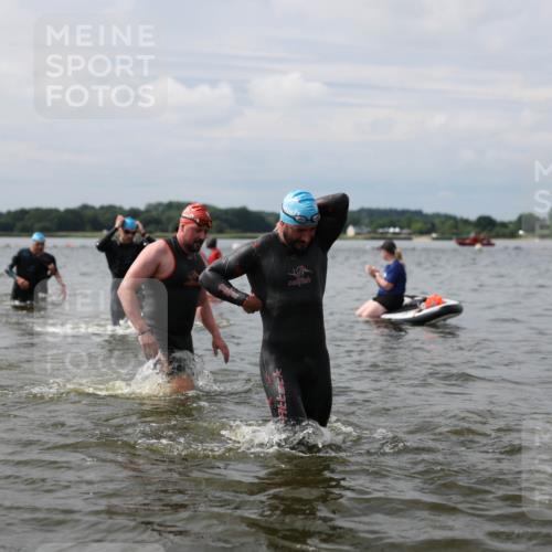 21.06.2026 - Viking Triathlon Michael Strokosch http://msf.ph/oto/9822659 21.06.2026 10:34:01 Schwimmen 47, 102, 154, 221, 265, 343, 432, 462, 627, 660, 664 meine-sportfotos.de