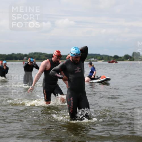 21.06.2026 - Viking Triathlon Michael Strokosch http://msf.ph/oto/9822661 21.06.2026 10:34:01 Schwimmen 47, 102, 154, 221, 265, 343, 432, 462, 627, 660, 664 meine-sportfotos.de