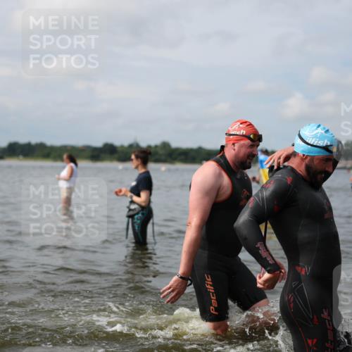 21.06.2026 - Viking Triathlon Michael Strokosch http://msf.ph/oto/9822666 21.06.2026 10:34:05 Schwimmen 47, 102, 154, 221, 343, 432, 462, 576, 627, 660, 664 meine-sportfotos.de