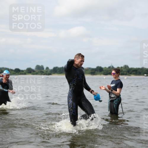 21.06.2026 - Viking Triathlon Michael Strokosch http://msf.ph/oto/9822672 21.06.2026 10:34:07 Schwimmen 30, 47, 90, 102, 154, 170, 221, 343, 432, 462, 576, 627, 660, 664 meine-sportfotos.de