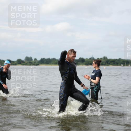 21.06.2026 - Viking Triathlon Michael Strokosch http://msf.ph/oto/9822673 21.06.2026 10:34:07 Schwimmen 30, 47, 90, 102, 154, 170, 221, 343, 432, 462, 576, 627, 660, 664 meine-sportfotos.de