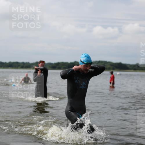 21.06.2026 - Viking Triathlon Michael Strokosch http://msf.ph/oto/9822688 21.06.2026 10:34:19 Schwimmen 30, 47, 90, 170, 462, 576, 627, 653 meine-sportfotos.de