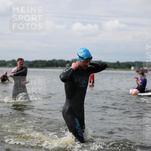 21.06.2026 - Viking Triathlon Michael Strokosch http://msf.ph/oto/9822689 21.06.2026 10:34:20 Schwimmen 30, 47, 90, 170, 391, 576, 627, 653 meine-sportfotos.de