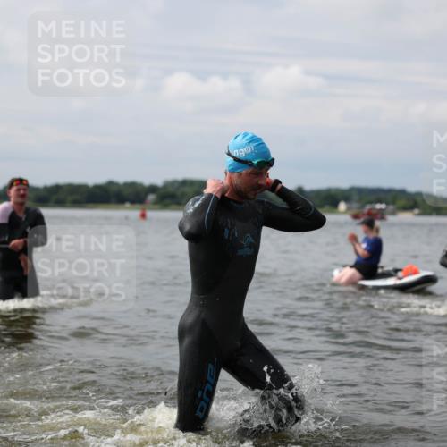 21.06.2026 - Viking Triathlon Michael Strokosch http://msf.ph/oto/9822690 21.06.2026 10:34:20 Schwimmen 30, 47, 90, 170, 391, 576, 627, 653 meine-sportfotos.de