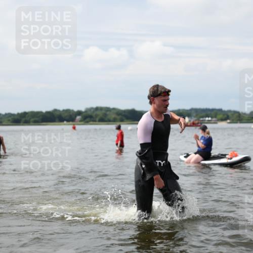 21.06.2026 - Viking Triathlon Michael Strokosch http://msf.ph/oto/9822699 21.06.2026 10:34:23 Schwimmen 30, 90, 170, 391, 440, 576, 653 meine-sportfotos.de