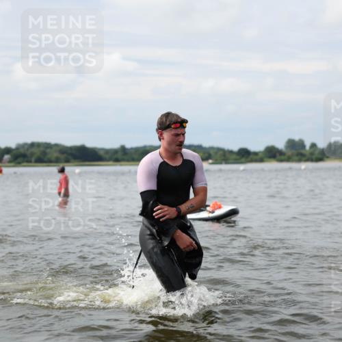 21.06.2026 - Viking Triathlon Michael Strokosch http://msf.ph/oto/9822701 21.06.2026 10:34:23 Schwimmen 30, 90, 170, 391, 440, 576, 653 meine-sportfotos.de