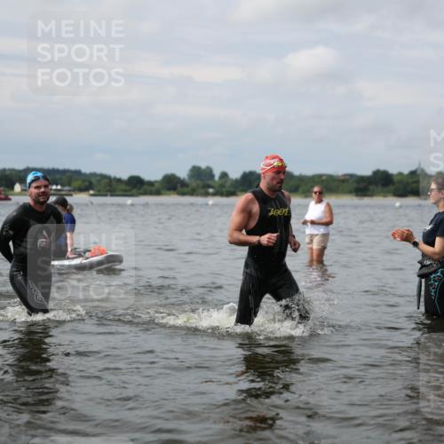 21.06.2026 - Viking Triathlon Michael Strokosch http://msf.ph/oto/9822708 21.06.2026 10:34:33 Schwimmen 51, 82, 118, 255, 386, 391, 440, 653 meine-sportfotos.de