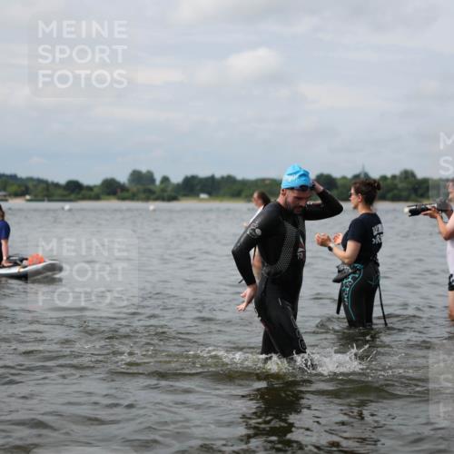 21.06.2026 - Viking Triathlon Michael Strokosch http://msf.ph/oto/9822717 21.06.2026 10:34:35 Schwimmen 51, 82, 118, 161, 255, 386, 391, 440, 536, 653 meine-sportfotos.de