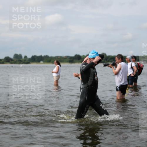 21.06.2026 - Viking Triathlon Michael Strokosch http://msf.ph/oto/9822719 21.06.2026 10:34:36 Schwimmen 51, 82, 118, 161, 255, 386, 391, 440, 536, 653 meine-sportfotos.de