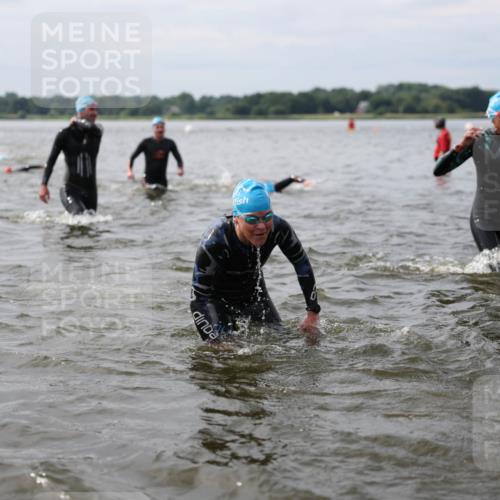 21.06.2026 - Viking Triathlon Michael Strokosch http://msf.ph/oto/9822735 21.06.2026 10:34:42 Schwimmen 26, 51, 82, 118, 161, 199, 255, 386, 391, 440, 536, 653 meine-sportfotos.de