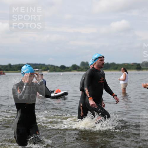 21.06.2026 - Viking Triathlon Michael Strokosch http://msf.ph/oto/9822760 21.06.2026 10:34:51 Schwimmen 18, 26, 82, 118, 161, 199, 255, 267, 372, 386, 536, 621 meine-sportfotos.de