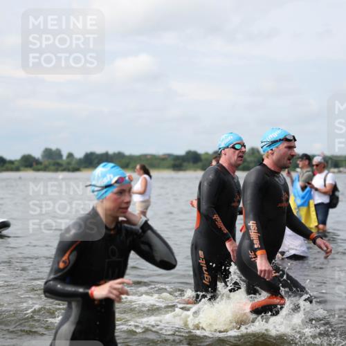 21.06.2026 - Viking Triathlon Michael Strokosch http://msf.ph/oto/9822763 21.06.2026 10:34:52 Schwimmen 18, 26, 118, 161, 199, 255, 267, 372, 386, 536, 621 meine-sportfotos.de
