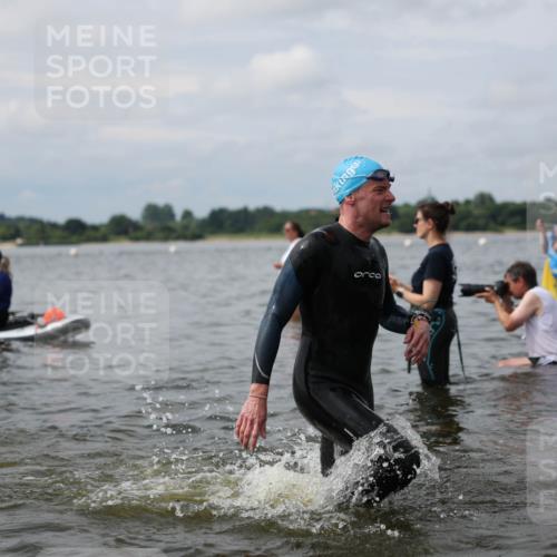 21.06.2026 - Viking Triathlon Michael Strokosch http://msf.ph/oto/9822773 21.06.2026 10:34:58 Schwimmen 18, 26, 100, 161, 199, 267, 372, 386, 536, 568, 621 meine-sportfotos.de