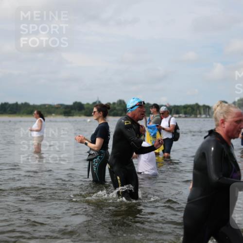 21.06.2026 - Viking Triathlon Michael Strokosch http://msf.ph/oto/9822781 21.06.2026 10:35:04 Schwimmen 18, 73, 100, 267, 372, 490, 568, 621, 623 meine-sportfotos.de