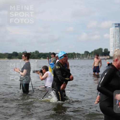 21.06.2026 - Viking Triathlon Michael Strokosch http://msf.ph/oto/9822783 21.06.2026 10:35:04 Schwimmen 18, 73, 100, 267, 372, 490, 568, 621, 623 meine-sportfotos.de