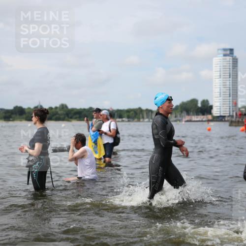 21.06.2026 - Viking Triathlon Michael Strokosch http://msf.ph/oto/9822794 21.06.2026 10:35:08 Schwimmen 18, 73, 100, 136, 194, 267, 372, 380, 490, 568, 621, 623 meine-sportfotos.de