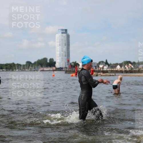 21.06.2026 - Viking Triathlon Michael Strokosch http://msf.ph/oto/9822797 21.06.2026 10:35:09 Schwimmen 18, 73, 100, 136, 194, 242, 372, 380, 430, 490, 568, 621, 623 meine-sportfotos.de