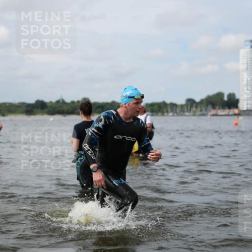 21.06.2026 - Viking Triathlon Michael Strokosch http://msf.ph/oto/9822821 21.06.2026 10:35:21 Schwimmen 49, 73, 136, 194, 226, 242, 311, 332, 380, 430, 490, 501, 551, 568, 623 meine-sportfotos.de