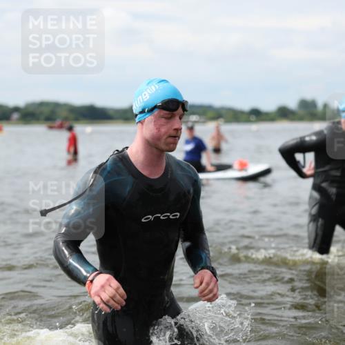 21.06.2026 - Viking Triathlon Michael Strokosch http://msf.ph/oto/9822851 21.06.2026 10:35:32 Schwimmen 49, 136, 194, 226, 242, 311, 332, 380, 430, 501, 551 meine-sportfotos.de