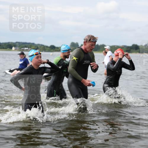 21.06.2026 - Viking Triathlon Michael Strokosch http://msf.ph/oto/9822858 21.06.2026 10:35:55 Schwimmen 20, 137, 200, 202, 360, 472, 530, 560, 651 meine-sportfotos.de