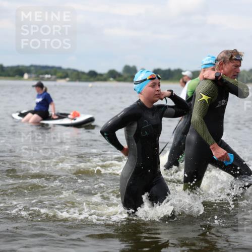 21.06.2026 - Viking Triathlon Michael Strokosch http://msf.ph/oto/9822860 21.06.2026 10:35:56 Schwimmen 20, 137, 200, 202, 360, 472, 530, 560, 651 meine-sportfotos.de