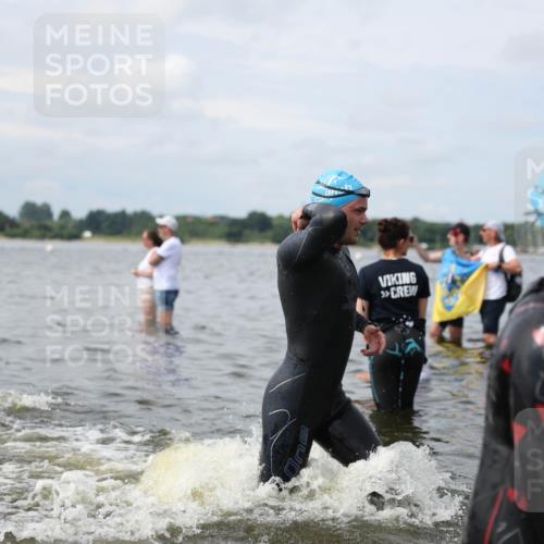 21.06.2026 - Viking Triathlon Michael Strokosch http://msf.ph/oto/9822886 21.06.2026 10:36:05 Schwimmen 20, 113, 200, 202, 205, 323, 360, 530, 556, 560, 656 meine-sportfotos.de