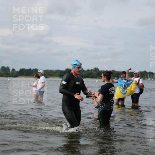 21.06.2026 - Viking Triathlon Michael Strokosch http://msf.ph/oto/9822900 21.06.2026 10:36:10 Schwimmen 16, 43, 113, 200, 205, 323, 360, 475, 530, 556, 560, 604, 656 meine-sportfotos.de