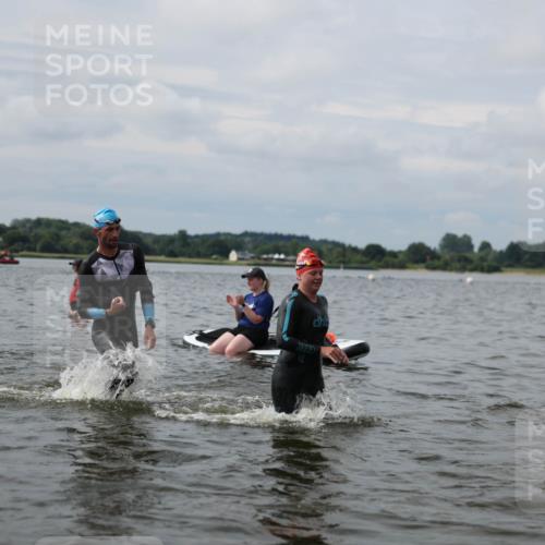 21.06.2026 - Viking Triathlon Michael Strokosch http://msf.ph/oto/9822905 21.06.2026 10:36:12 Schwimmen 16, 43, 113, 200, 205, 323, 360, 475, 530, 556, 560, 604, 656 meine-sportfotos.de