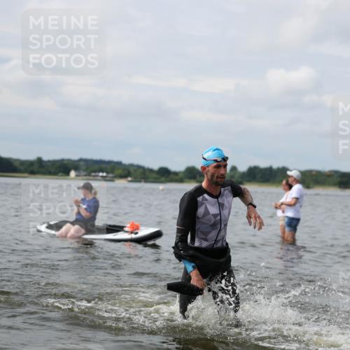 21.06.2026 - Viking Triathlon Michael Strokosch http://msf.ph/oto/9822912 21.06.2026 10:36:15 Schwimmen 16, 43, 113, 200, 205, 323, 475, 543, 556, 560, 604, 612, 656 meine-sportfotos.de