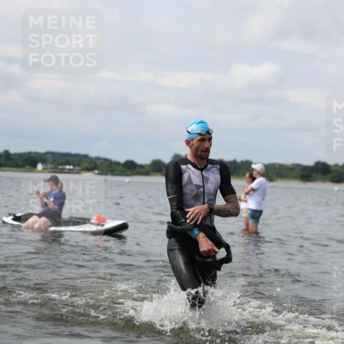 21.06.2026 - Viking Triathlon Michael Strokosch http://msf.ph/oto/9822913 21.06.2026 10:36:15 Schwimmen 16, 43, 113, 200, 205, 323, 475, 543, 556, 560, 604, 612, 656 meine-sportfotos.de