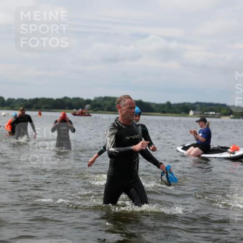 21.06.2026 - Viking Triathlon Michael Strokosch http://msf.ph/oto/9822926 21.06.2026 10:36:20 Schwimmen 16, 43, 113, 205, 323, 404, 475, 543, 556, 604, 612, 656 meine-sportfotos.de