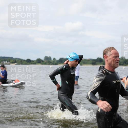 21.06.2026 - Viking Triathlon Michael Strokosch http://msf.ph/oto/9822932 21.06.2026 10:36:22 Schwimmen 16, 43, 113, 205, 323, 404, 475, 543, 556, 604, 612, 648, 656 meine-sportfotos.de