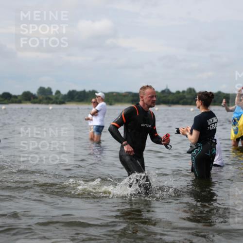 21.06.2026 - Viking Triathlon Michael Strokosch http://msf.ph/oto/9822943 21.06.2026 10:36:27 Schwimmen 16, 43, 113, 205, 219, 404, 475, 526, 543, 604, 612, 648 meine-sportfotos.de