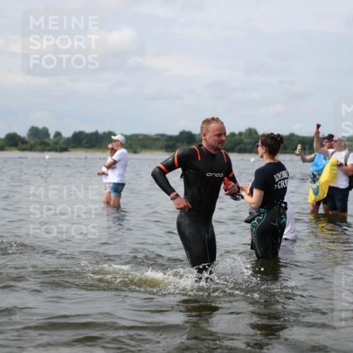21.06.2026 - Viking Triathlon Michael Strokosch http://msf.ph/oto/9822944 21.06.2026 10:36:27 Schwimmen 16, 43, 113, 205, 219, 404, 475, 526, 543, 604, 612, 648 meine-sportfotos.de