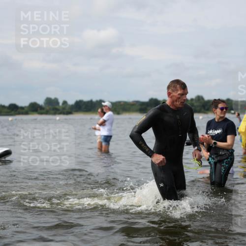 21.06.2026 - Viking Triathlon Michael Strokosch http://msf.ph/oto/9822951 21.06.2026 10:36:29 Schwimmen 16, 43, 113, 219, 404, 475, 526, 543, 604, 612, 648 meine-sportfotos.de