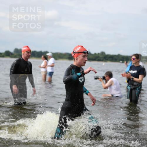 21.06.2026 - Viking Triathlon Michael Strokosch http://msf.ph/oto/9822959 21.06.2026 10:36:34 Schwimmen 43, 68, 219, 404, 475, 526, 543, 604, 612, 648 meine-sportfotos.de